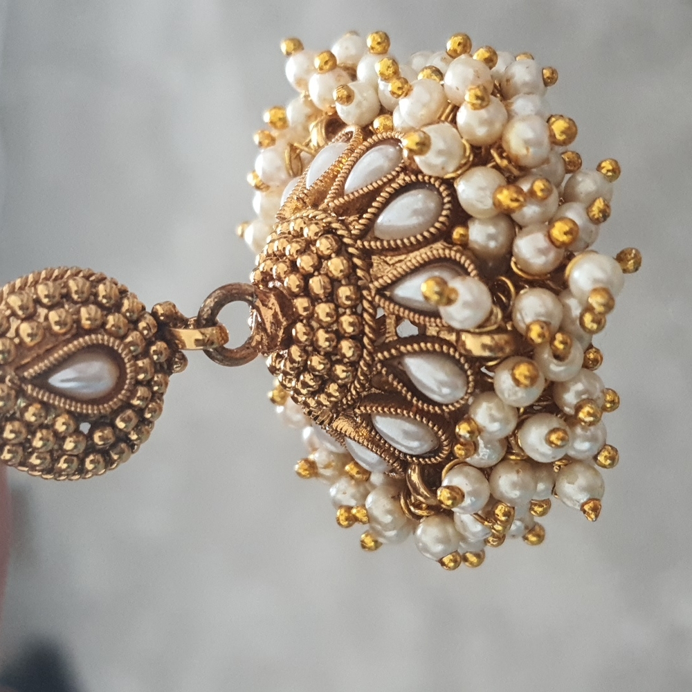 Beautiful pearl earrings